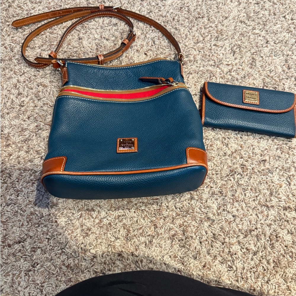 Dooney and Bourke Pebble Grain Crossbody purse & matching wallet